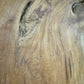 Detailaufnahme einer Schale aus Teak Holz
