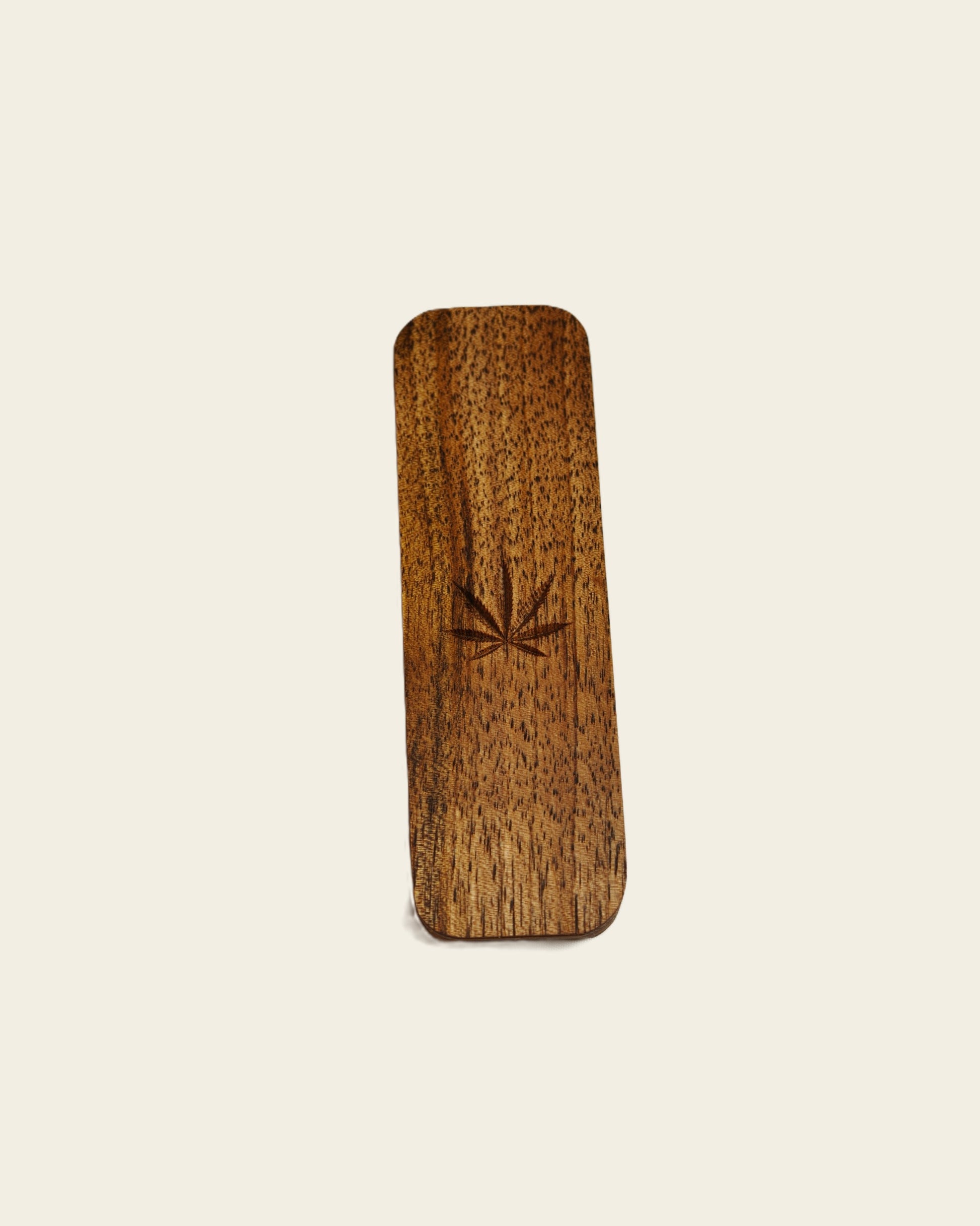 Rechteckige Holz-Box mit Hanf-Blatt Gravur zur Aufbewahrung von Kräutern, Tees und Joints